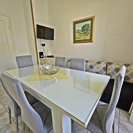 Appartement Nina Marie *