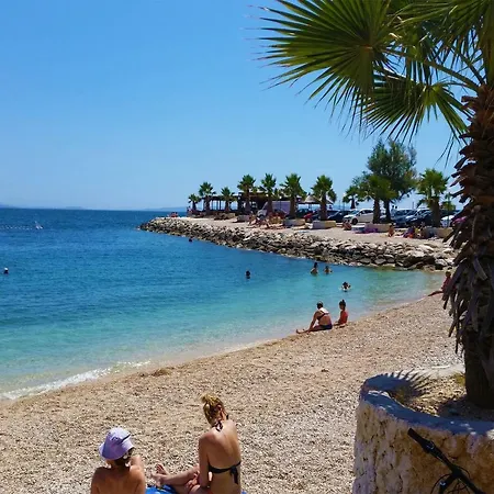 Nina Marie 아파트