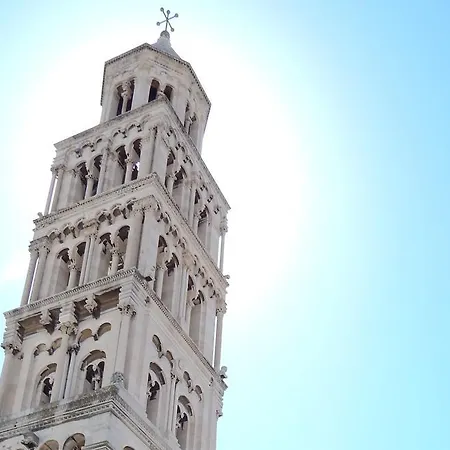 尼娜玛丽公寓 公寓